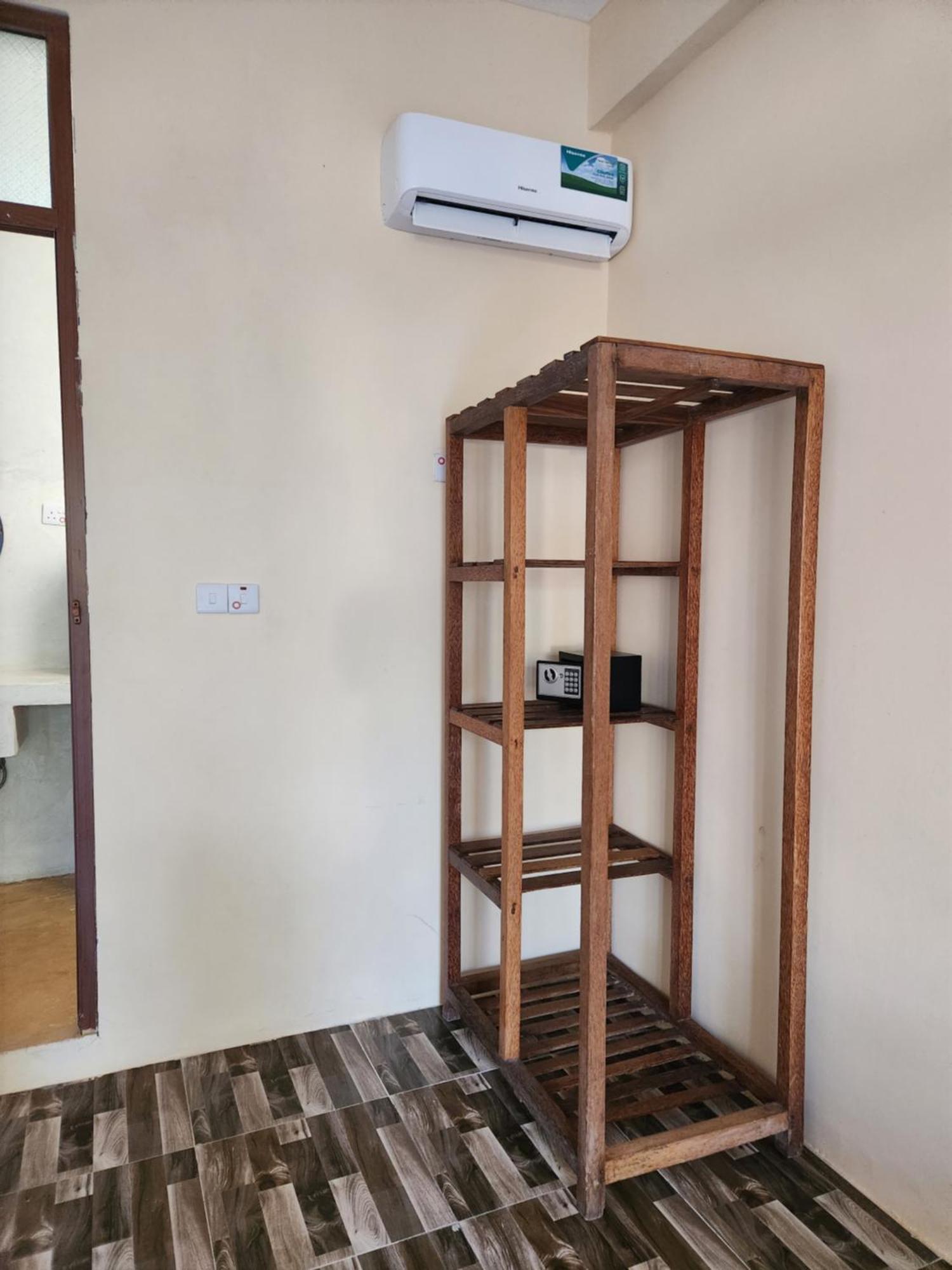 فندق Two Palms جامبياني المظهر الخارجي الصورة